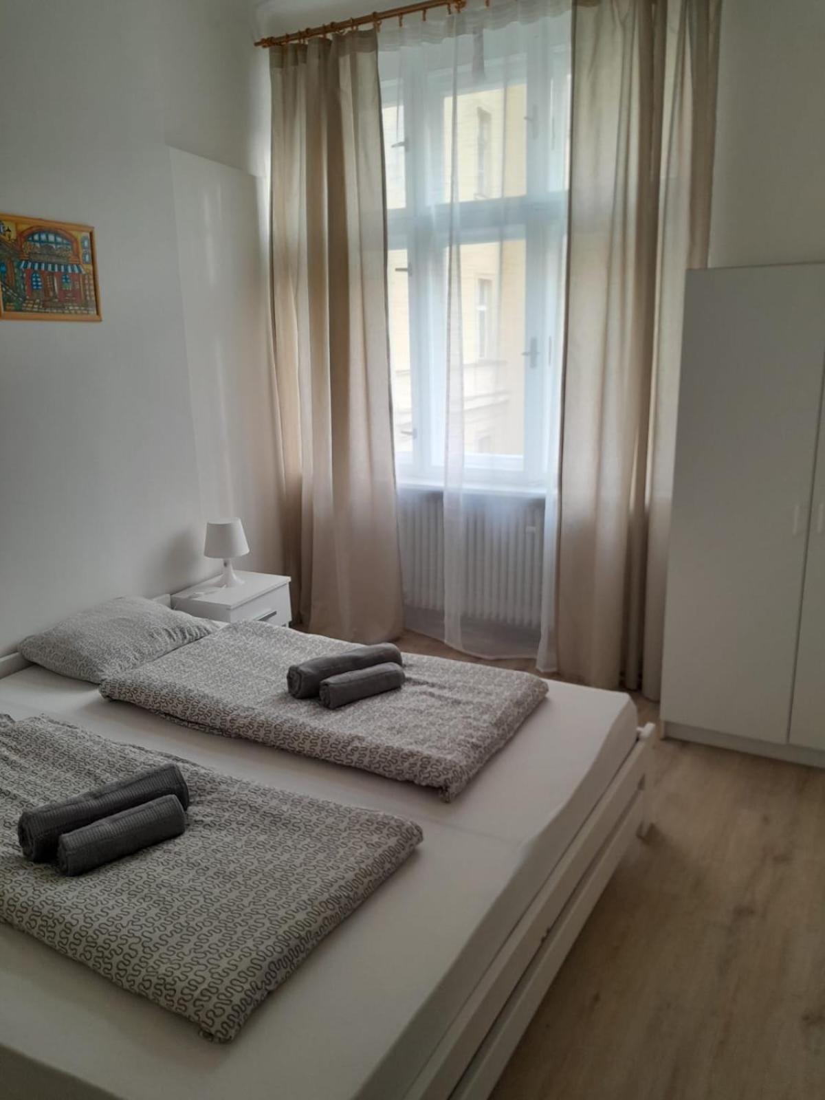Lubert Apartmany S.R.O Prague Luaran gambar