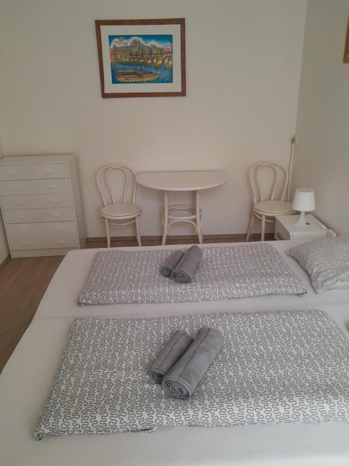 Lubert Apartmany S.R.O Prague Luaran gambar