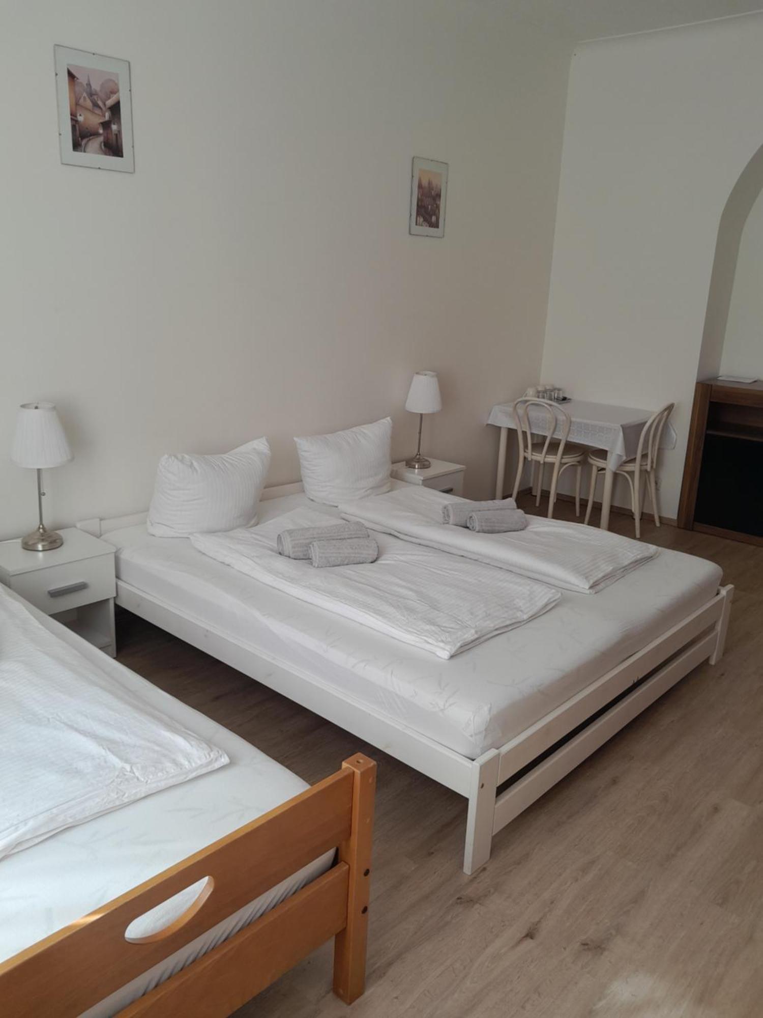 Lubert Apartmany S.R.O Prague Luaran gambar