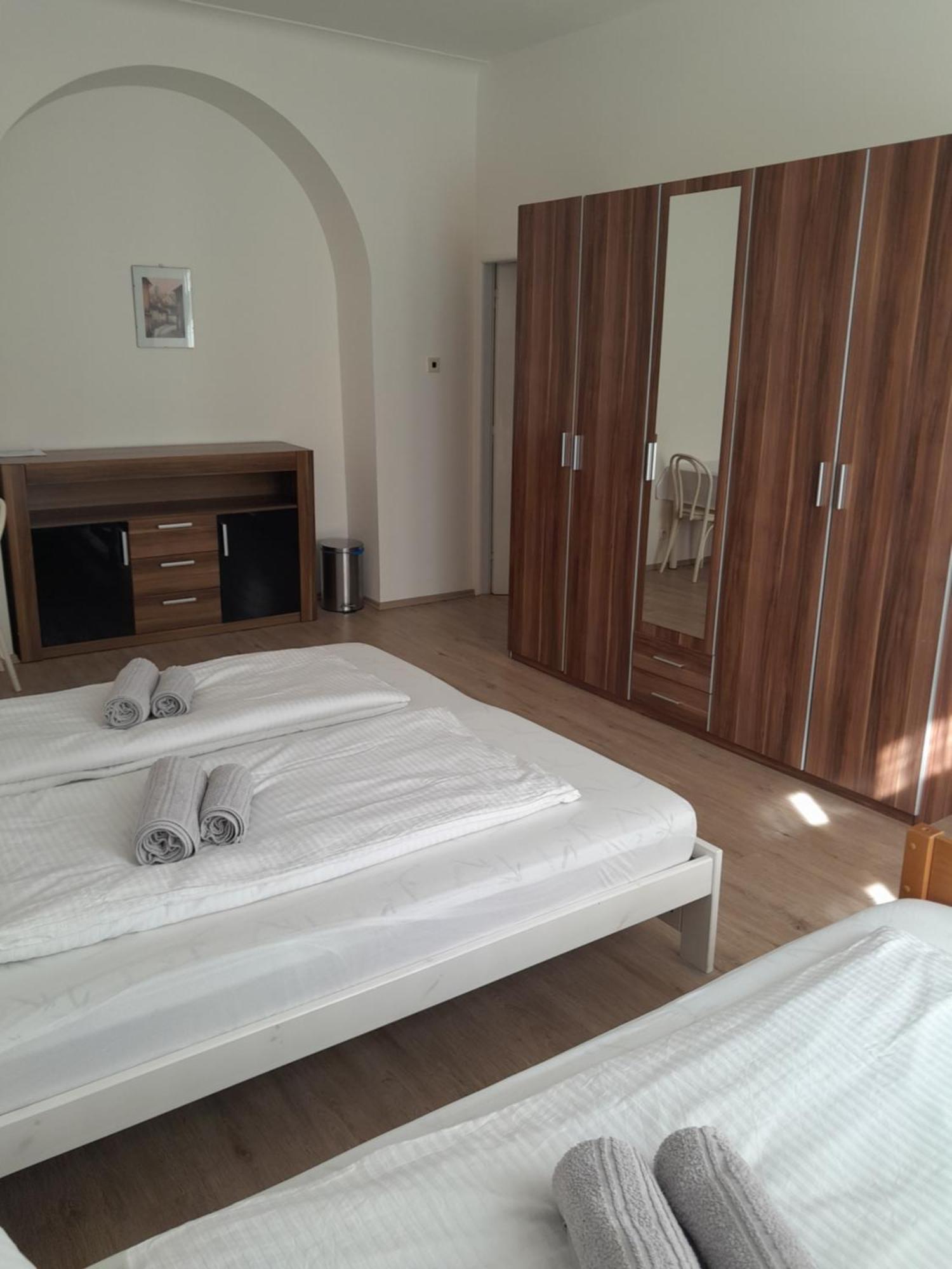 Lubert Apartmany S.R.O Prague Luaran gambar